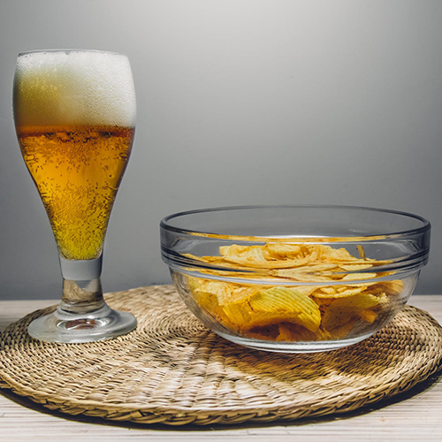 Ray Lozano - Bingeing More Than Just Netflix: Why Alcohol Makes You Hungry